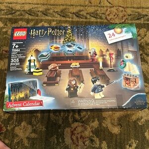 2019 LEGO Harry Potter Advent Calendar 75964 Building Kit (305 Pieces)